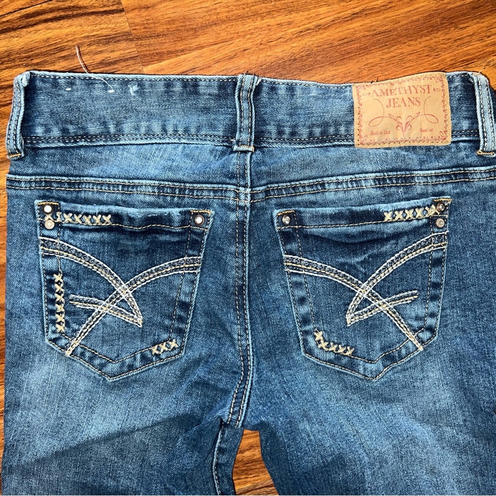 **LAST PRICE DROP BEFORE DONATING** paint splatter skinny jeans junior size 3